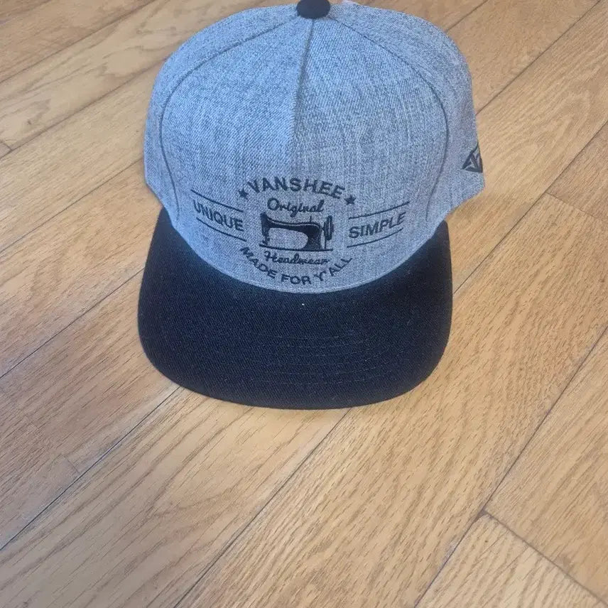 [BUNJANG] Jimzoom Snapback Hat Grey/Black / 짐줌스냅백 모자 그레이/블랙