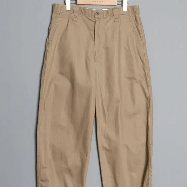 [BUNJANG] UNIQLO U Wide Chino Pants Beige / UNIQLO U Wide Chino Pant (34)
