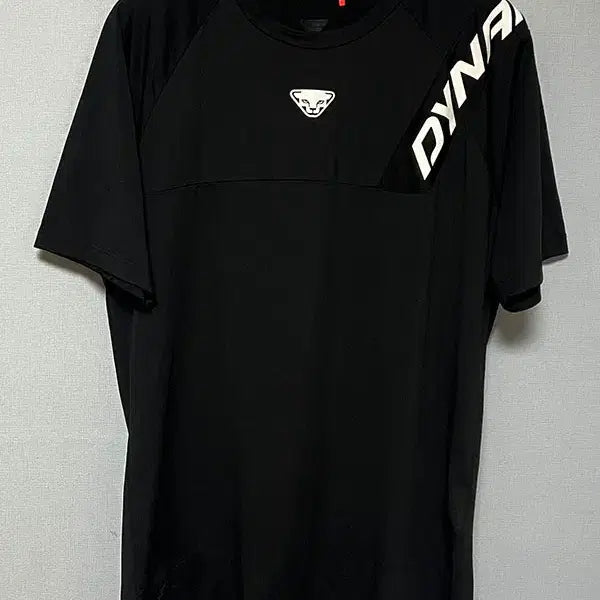 [BUNJANG] Dynafit Men's Functional Sports Short Sleeve T-Shirt Black M 95 / 다이나핏 남자 기능성 스포츠 반팔 티셔츠 블랙 헬스 러닝 M 95
