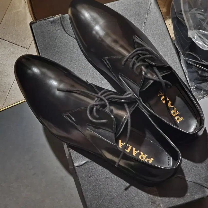 [BUNJANG] Prada Leather Derby Shoes / 25FW 프라다 레더 더비 슈즈 구두 PRADA Leather derby