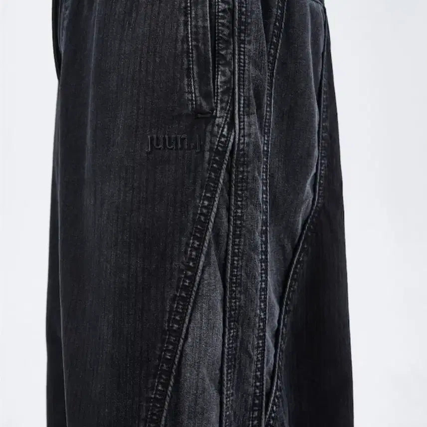 [BUNJANG] Juun.J 26SS Herringbone Denim Track Pants Black 46 / 준지 / 26ss 헤링본 데님 트랙 팬츠 / 46