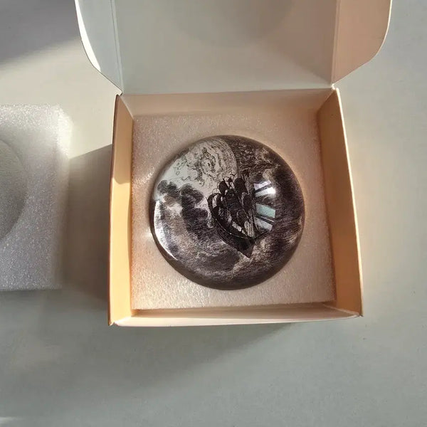 [BUNJANG] Gustave Doré Fantasy Funding Paperweight / 귀스타브 도레 환상 펀딩 문진