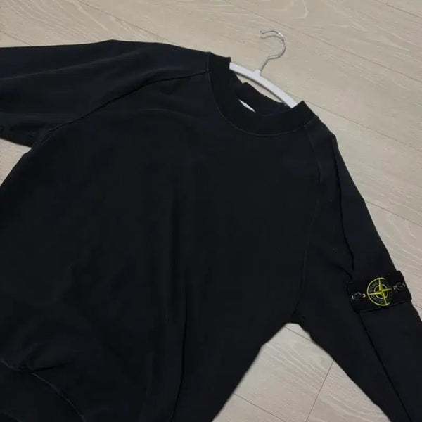 [BUNJANG] Stone Island Sweatshirt Black L / 스톤아일랜드 맨투맨 블랙 L사이즈