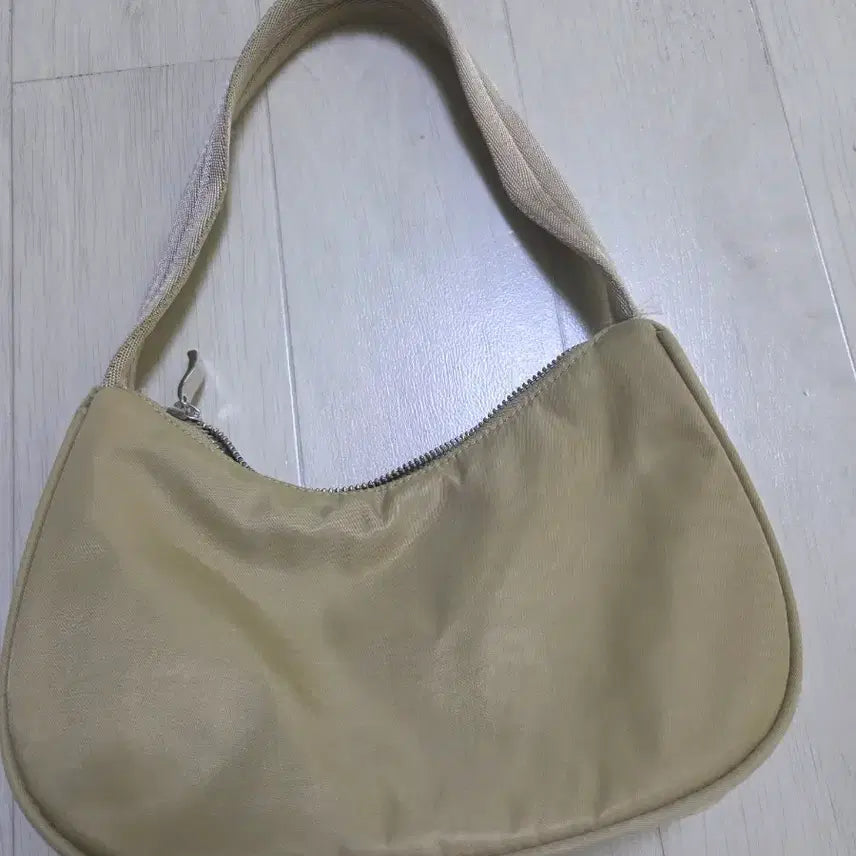 [BUNJANG] Beige Shoulder Bag / 베이지색 숄더백