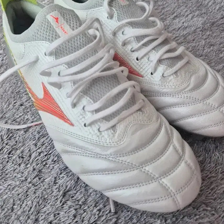 [BUNJANG] Mizuno Morelia Neo 5 JP MD FG Soccer Cleats / 미즈노 모렐리아 네오 5 jp MD