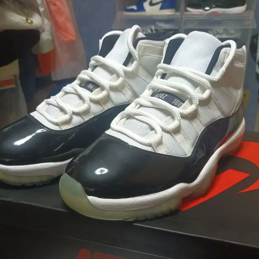 [BUNJANG] Air Jordan 11 Concord Mid (US 9.5) New / 새상품] 275 조던11 콩코드 미드