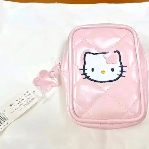 [BUNJANG] Classic Kitty Quilted Pouch / 고전 키티 퀼팅 파우치, 키티 퀼트 파우치, 고전 키티
