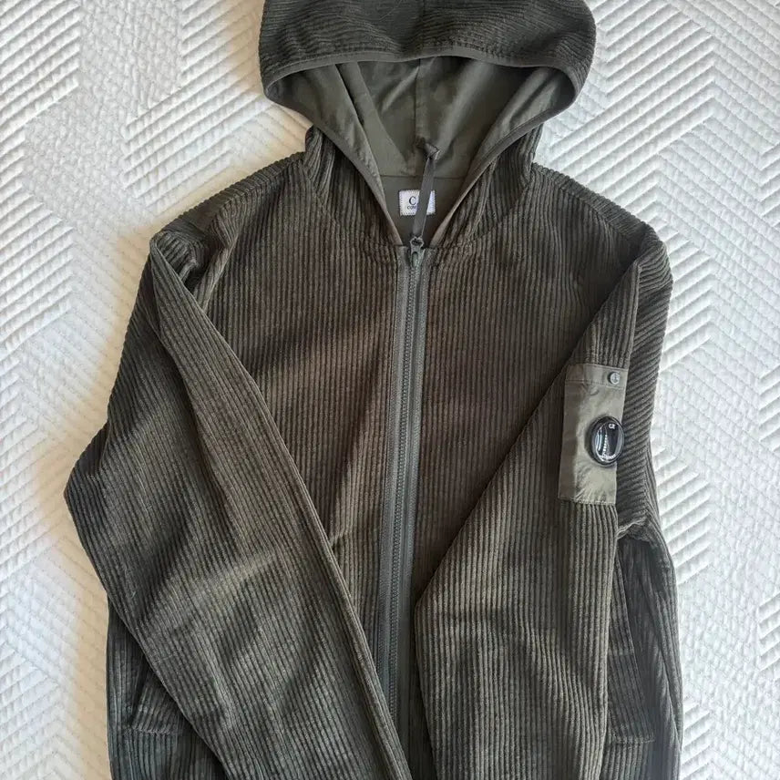 [BUNJANG] CP Company Corduroy 350 Dark Shadow Grey M / CP컴퍼니 코듀로이 350 다크쉐도우 그레이 M