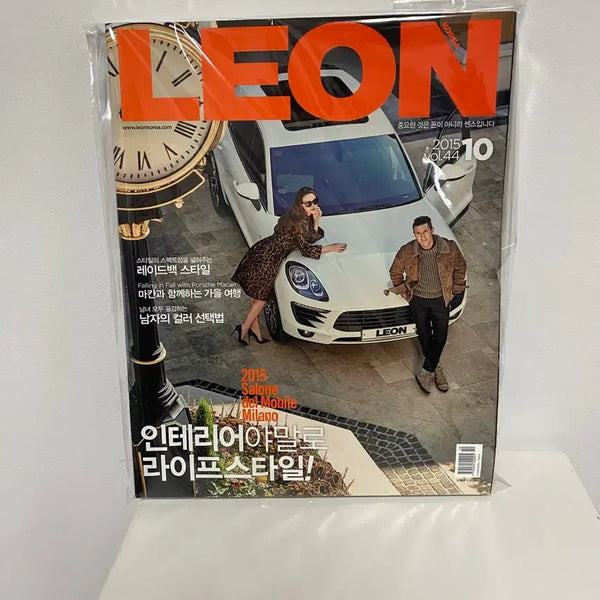 [BUNJANG] LEON 2015 October Collection Book Street Style Snapbook Men's Fashion Magazine / 레옹 2015년 10월 컬렉션북 스트릿 스냅북 남성잡지 패션잡지