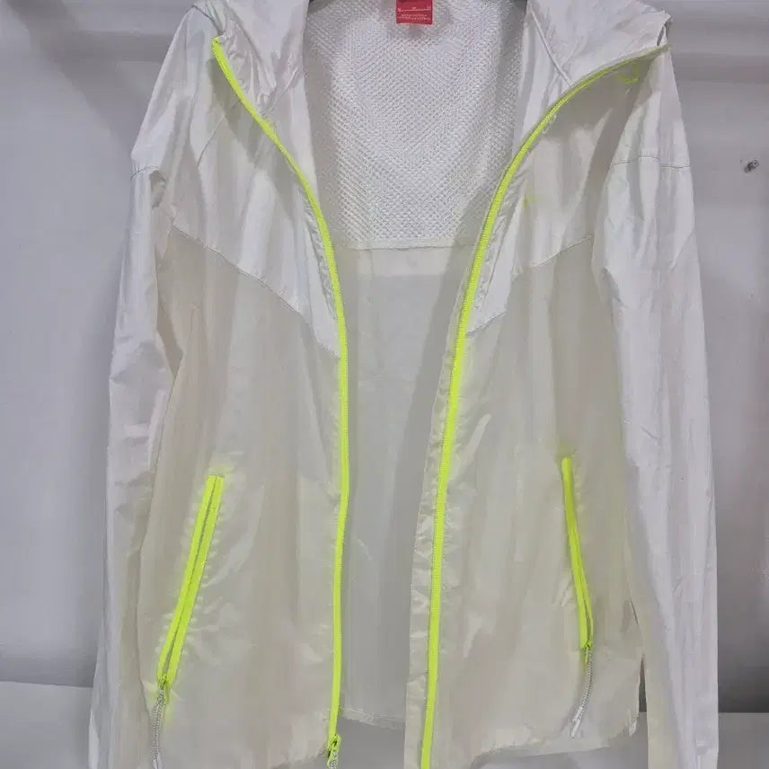 [BUNJANG] Nike Windrunner Jacket Neon Zipper / 나이키 바람막이 윈드러너 형광 지퍼