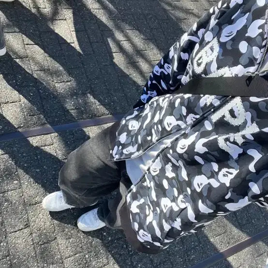 [BUNJANG] BAPE Swarovski Zip-Up Hoodie 2XL / 베이프 스왈로프스키 후드집업 2xl