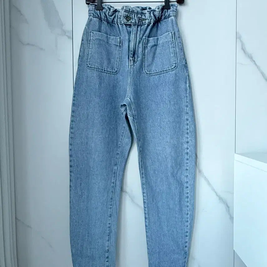 [BUNJANG] ZARA High-Waist Front Pocket Mom Fit Jeans / 자라 ZARA 앞포켓 하이웨스트 맘핏 밴딩 청바지