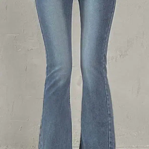 [BUNJANG] Light Wash Bootcut Denim Pants / 연청 부츠컷 데님
