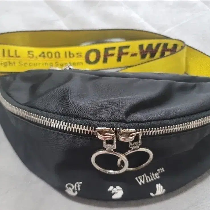 [BUNJANG] Off-White Industrial Belt Bag / Crossbody Bag / 오프화이트 인더스트리얼 힙색 / 벨트백 / 크로스백 (정품)