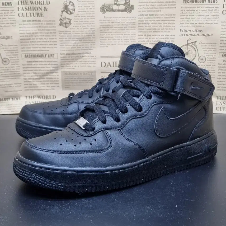 [BUNJANG] Nike Air Force 1 Mid '07 Black 265 / 나이키 에어포스 1 블랙 미드07 265