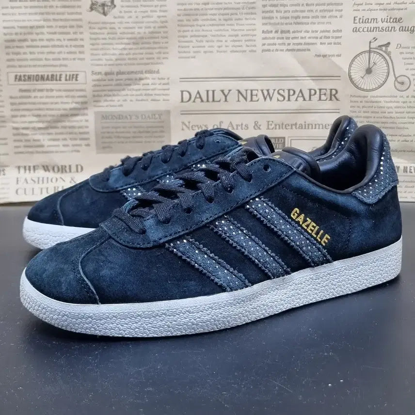 [BUNJANG] Adidas Gazelle Sneakers / 아디다스 가젤 스니커즈 220