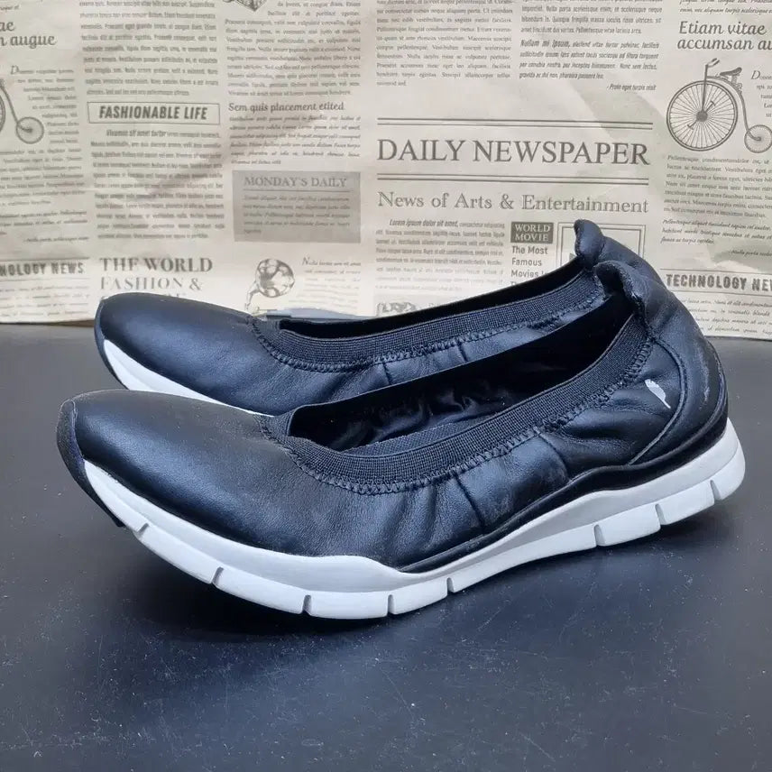 [BUNJANG] Jeox Respira Women's Leather Flat Shoes (240) / 제옥스 레스피라 여성가죽플랫슈즈240