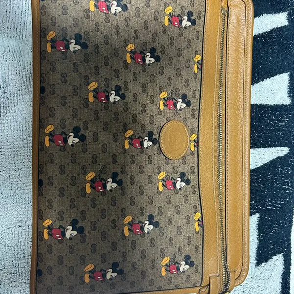 [BUNJANG] Gucci Mickey Mouse Clutch Bag / 구찌 미키마우스 클러치