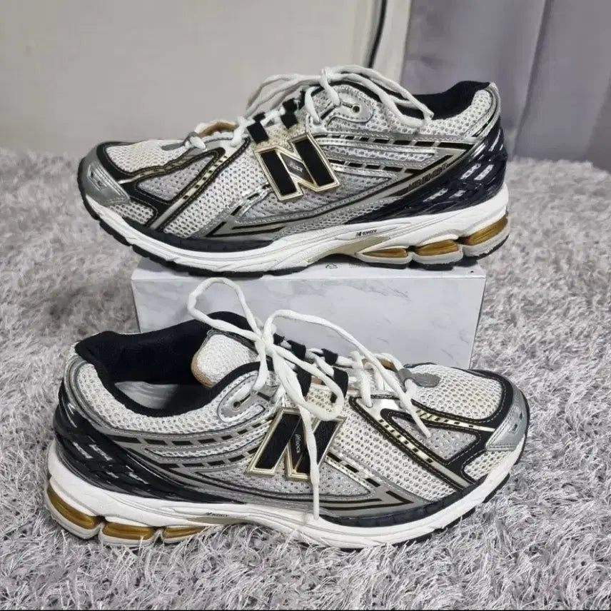 [BUNJANG] New Balance 1906R White Gold M1906RA / 뉴발란스 1906R 화이트 골드 M1906RA