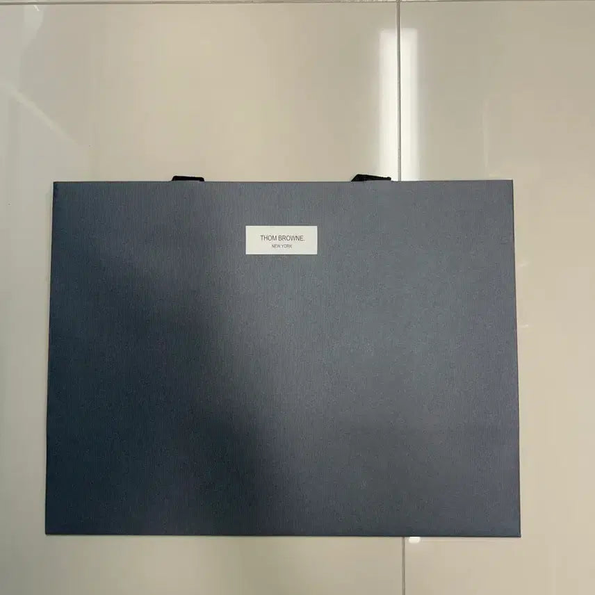 [BUNJANG] Thom Browne Shopping Bag 40*31cm / 톰브라운 쇼핑백 40*31cm