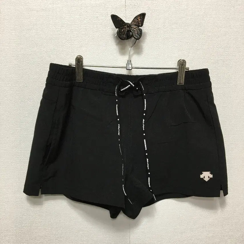 [BUNJANG] Descente Women's Running Shorts Training Sports Shorts / 데상트 여성 러닝 쇼츠 트레이닝 스포츠 반바지