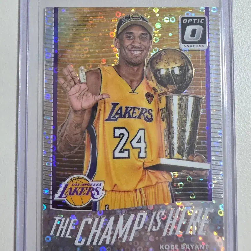 [BUNJANG] Kobe Bryant 2017-18 Panini Donruss Optic Trophy Disco Prism Card / (레어) 2017-18 nba 코비 브라이언트 SP 카드 판매 la레이커스