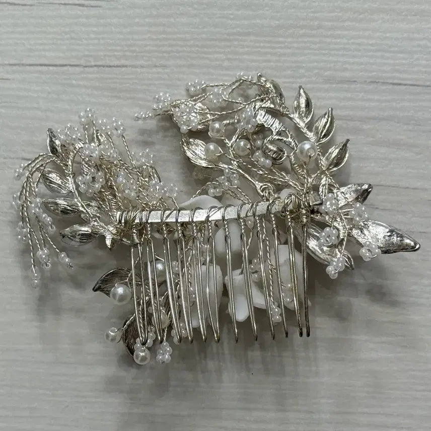 [BUNJANG] Silver Bead and Pearl Hair Comb Corsage / 실버 비즈 헤어 빗 코사지