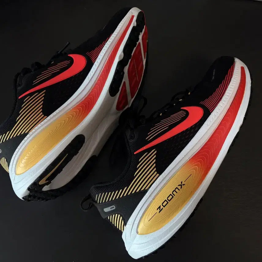 [BUNJANG] Nike Vomero 18 Running Shoes (Men's US 7.5 / 255mm) / 나이키 보메로18 255mm