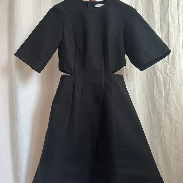 [BUNJANG] And Other Stories Cut-Out Midi Dress / 앤아더스토리즈 컷아웃 원피스