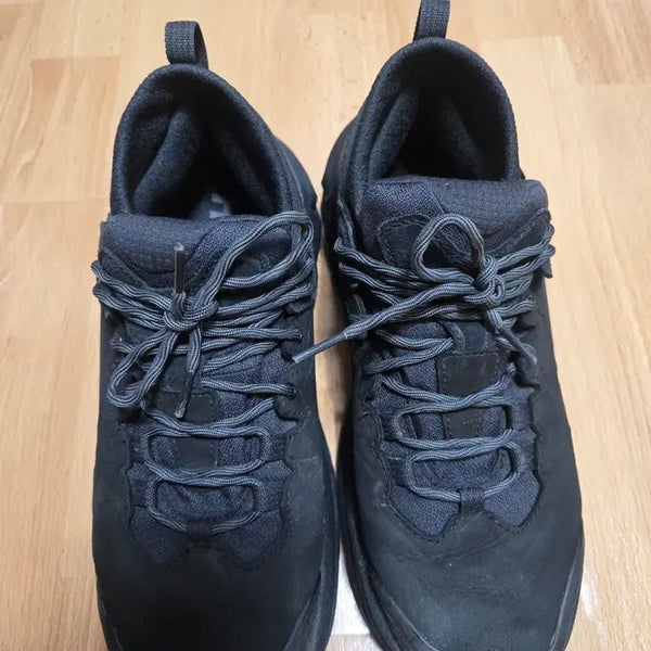 [BUNJANG] Hoka Kaha 3 GTX Black Hiking Boots 260mm / 호카 카하3 고어텍스 블랙 260mm