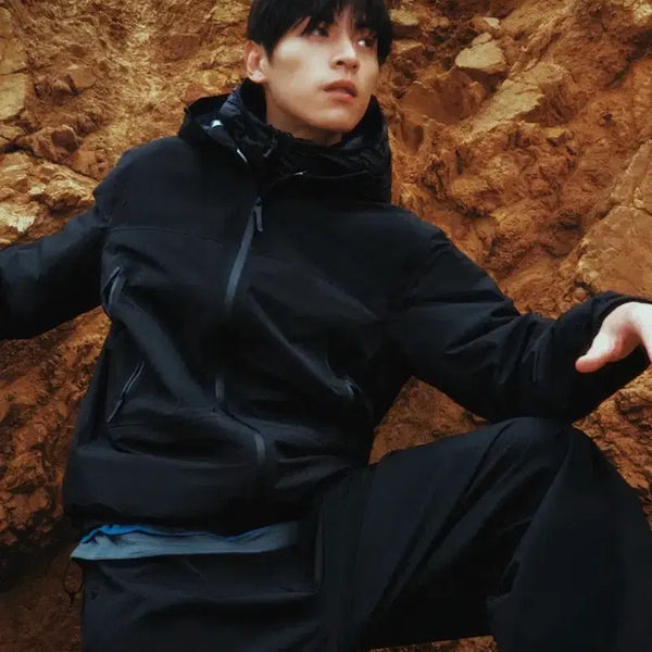[BUNJANG] SPAO Technical Windbreaker Jacket (L) / (1회착용) 스파오 테크니컬 윈드브레이커 L