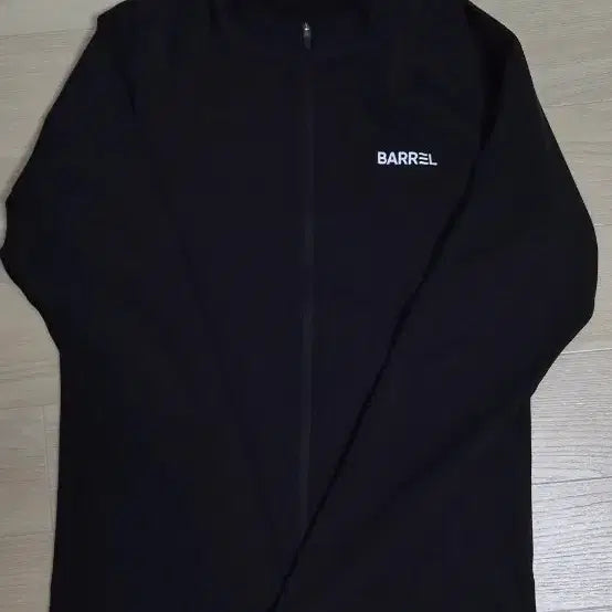 [BUNJANG] Barrel Men's Rashguard Shorts Set M / 배럴 남성 래쉬가드 쇼츠 세트 M 95