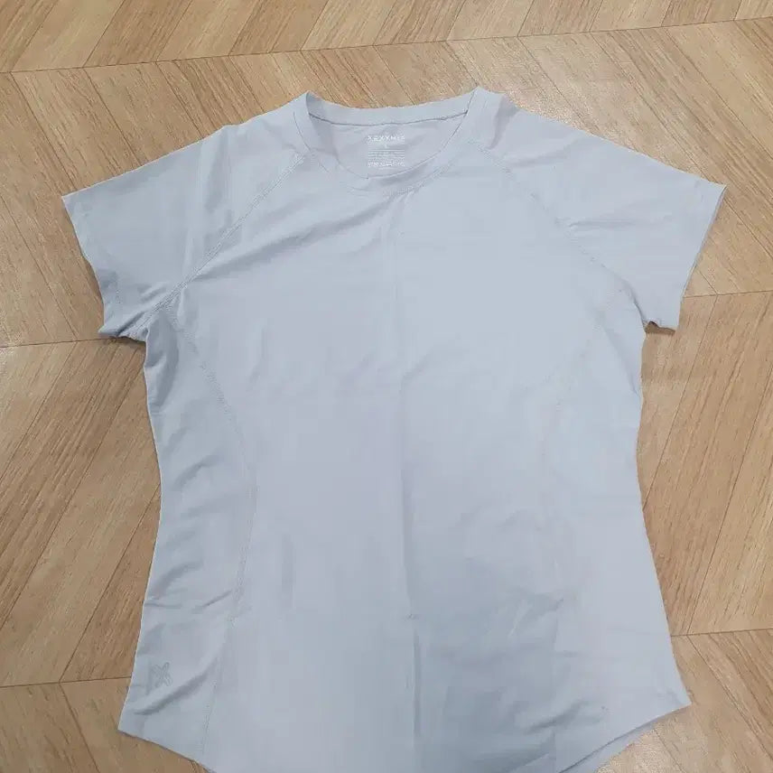 [BUNJANG] Jack n' Jones Women's Performance T-Shirt / 새옷급 잭스믹스 여자 기능성티