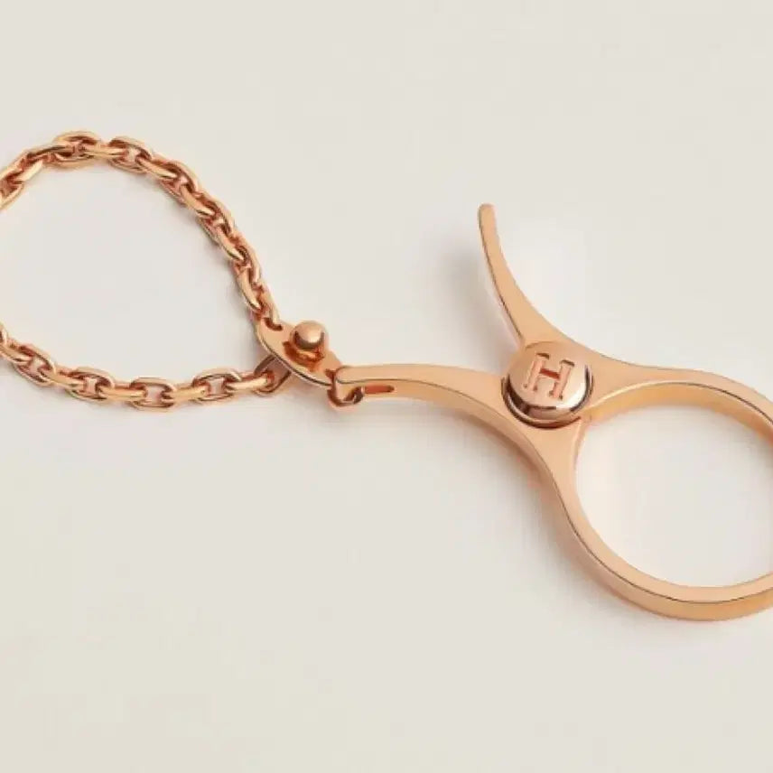[BUNJANG] Hermès Glove Holder Charm Rose Gold / 에르메스 글러브 홀더 참 팝니다
