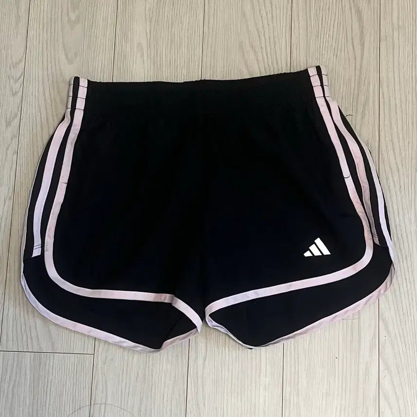 [BUNJANG] Vintage Adidas Dolphin Shorts Black / 빈티지 아디다스 반바지 돌핀팬츠 블랙핑크