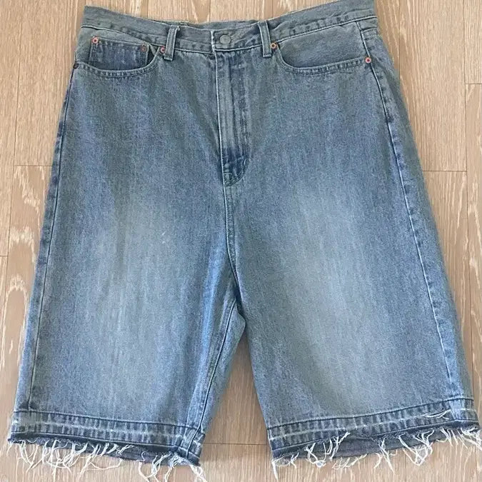 [BUNJANG] Donut Revenge Finger Press Denim Shorts Size 2 / 도넛리벤지(2) 핑거프레스 데님 쇼츠