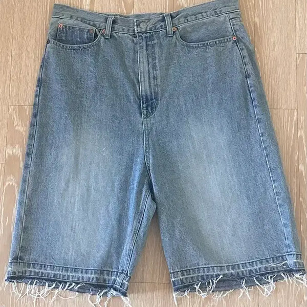 [BUNJANG] Donut Revenge Finger Press Denim Shorts Size 2 / 도넛리벤지(2) 핑거프레스 데님 쇼츠