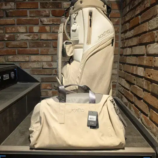 [BUNJANG] Dunlop XXIO Women's Lightweight Golf Stand Bag + Boston Bag Set (Beige) / 던롭정품 젝시오 여성 경량 골프백 스탠드백보스톤백세트 BEIGE