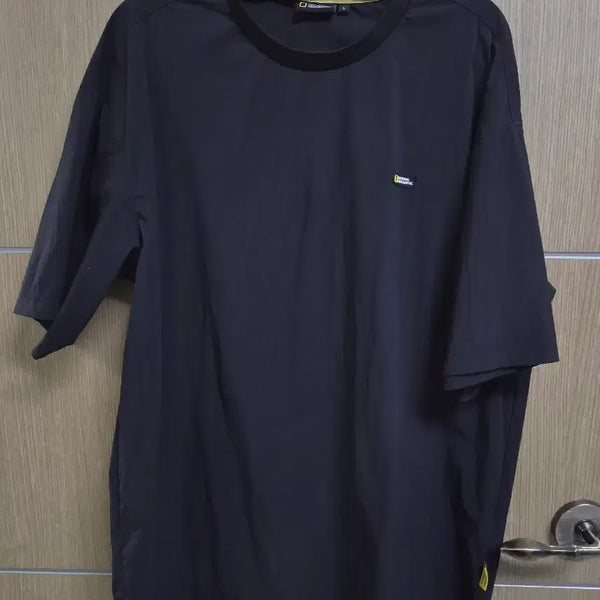 [BUNJANG] National Geographic Nylon Short Sleeve T-Shirt Black / 내셔널지오그래픽 나일론  반팔티셔츠 블랙