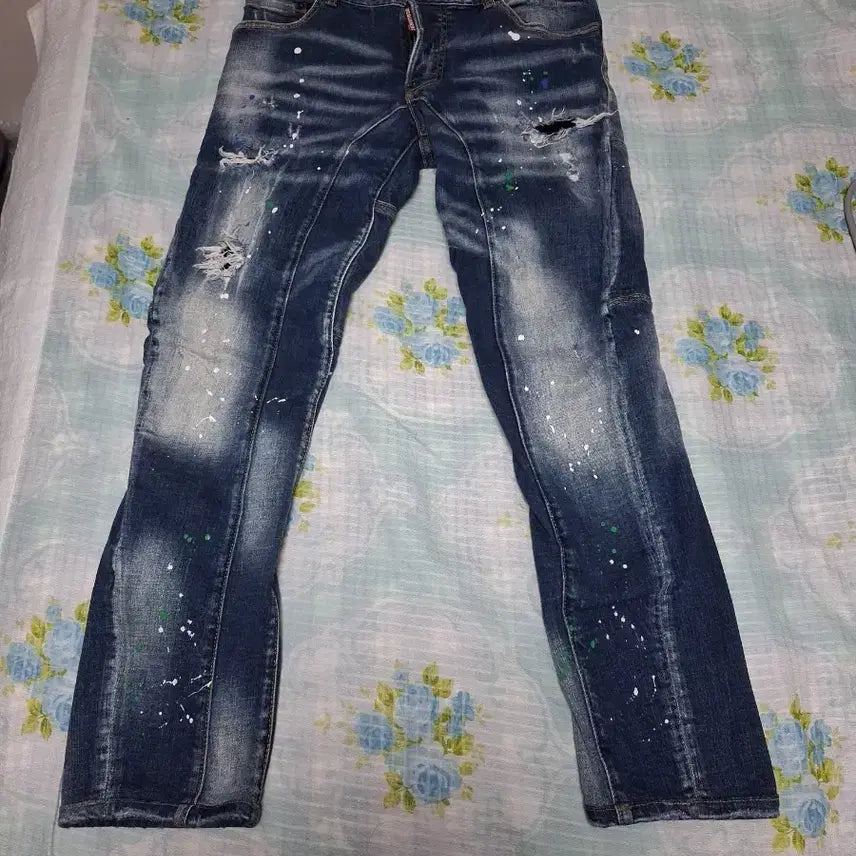 [BUNJANG] DSquared2 Paint Splatter Distressed Jeans / 디스퀘어드2 청바지 페인트 스플래터 디스트로이드 진