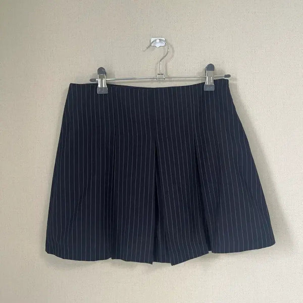 [BUNJANG] Curity Stripe Pleated Mini Skirt / 큐리티 스트라이프 플리츠 스커트