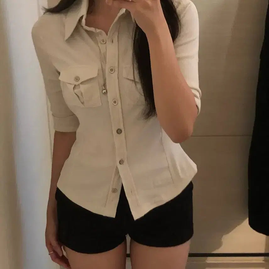 [BUNJANG] Pocket Shirt T-Shirt Slim Fit Beige / 포켓 셔츠 티셔츠 슬림핏 베이지