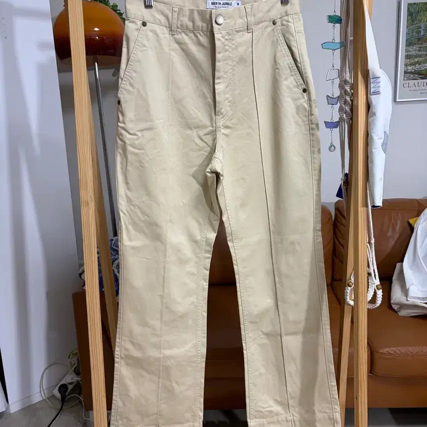 [BUNJANG] Man in Jungle Pintuck Bootcut Chino Pants Beige M / 맨인정글 핀턱 부츠컷 치노팬츠 베이지 M