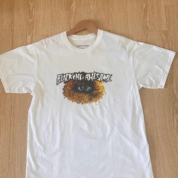 [BUNJANG] Fucking Awesome Pixel Eye Print T-Shirt White L / FUCKING AWESOME 픽셀 아이 프린트 반팔티 화이트 L사이즈