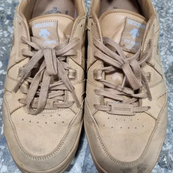 [BUNJANG] Descente Urban Monster Leather Sneakers / 데상트 어반 몬스타 가죽 운동화