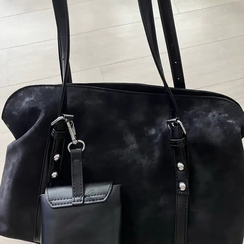 [BUNJANG] Black Nubuck Leather Shoulder Bag / 블랙 누벅 가죽 숄더백