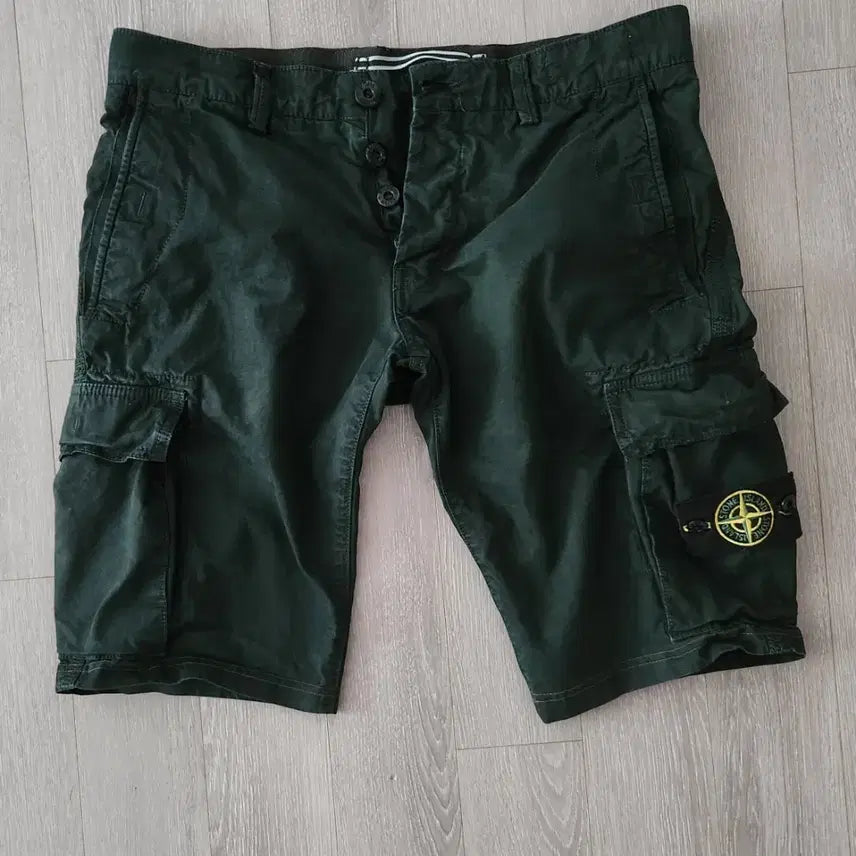 [BUNJANG] Stone Island Garment Dyed Cargo Shorts / 스톤아일랜드 카고 반바지 // 스톤아일랜드 가먼트다잉 카고팬츠
