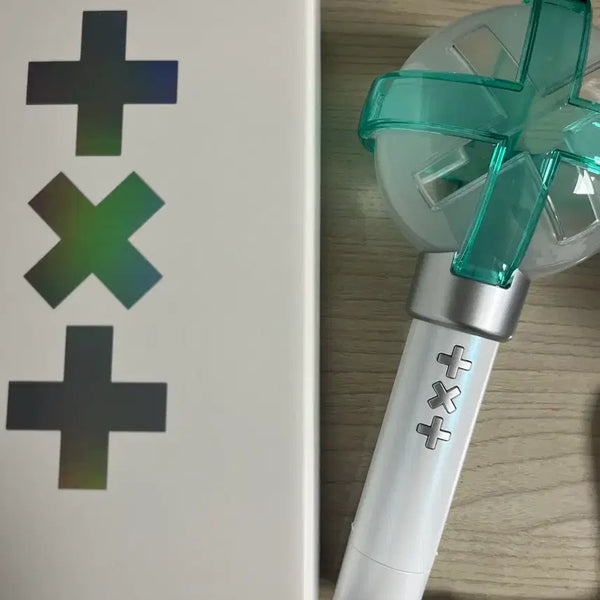 [BUNJANG] TXT Tomorrow x Together MOABONG 2 Lightstick / 급처) 투바투 투모로우바이투게더 응원봉 모아봉2 양도
