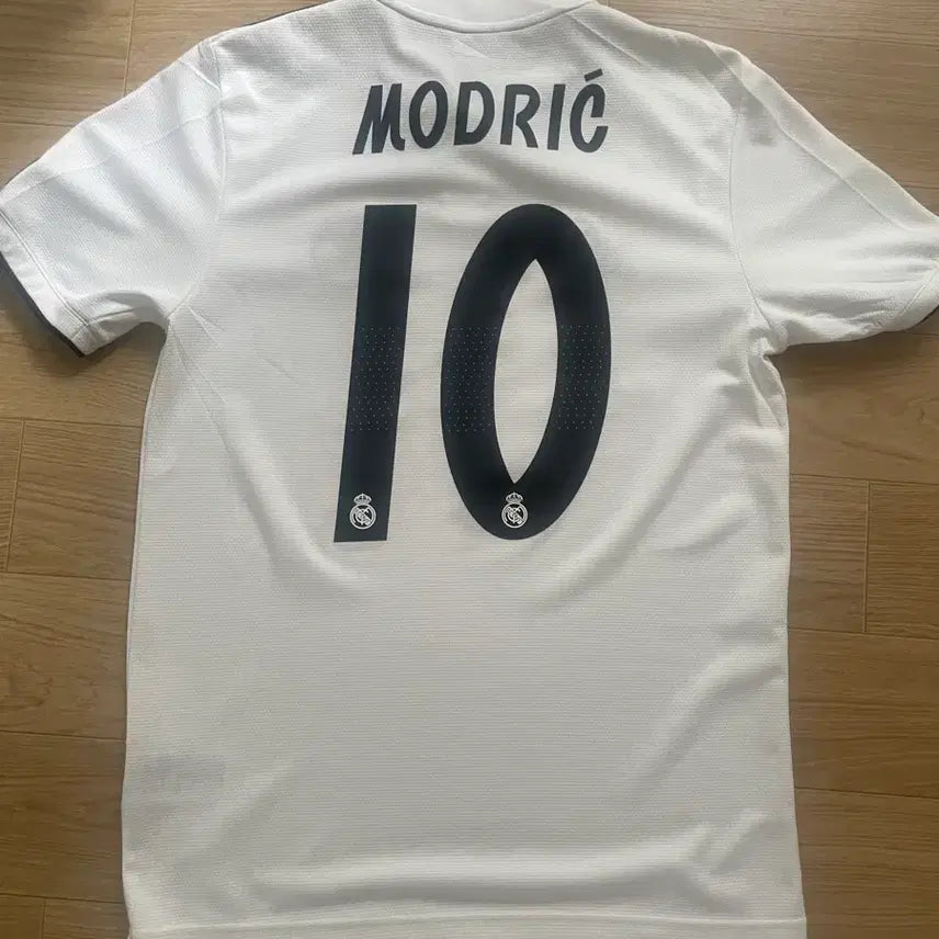 [BUNJANG] Real Madrid Luka Modrić 2018/2019 Jersey / Real Madrid 2018/2019 luka moric