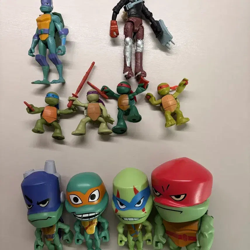 [BUNJANG] Ninja Turtles Bundle Set Figure & Can Badges / 닌자 거북이 + 닌거 캔뱃지 + 플러시 일괄판매 (급전)